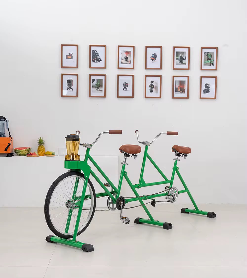 Double Tandem Smoothie Bike — Tag-Team Smoothie Race